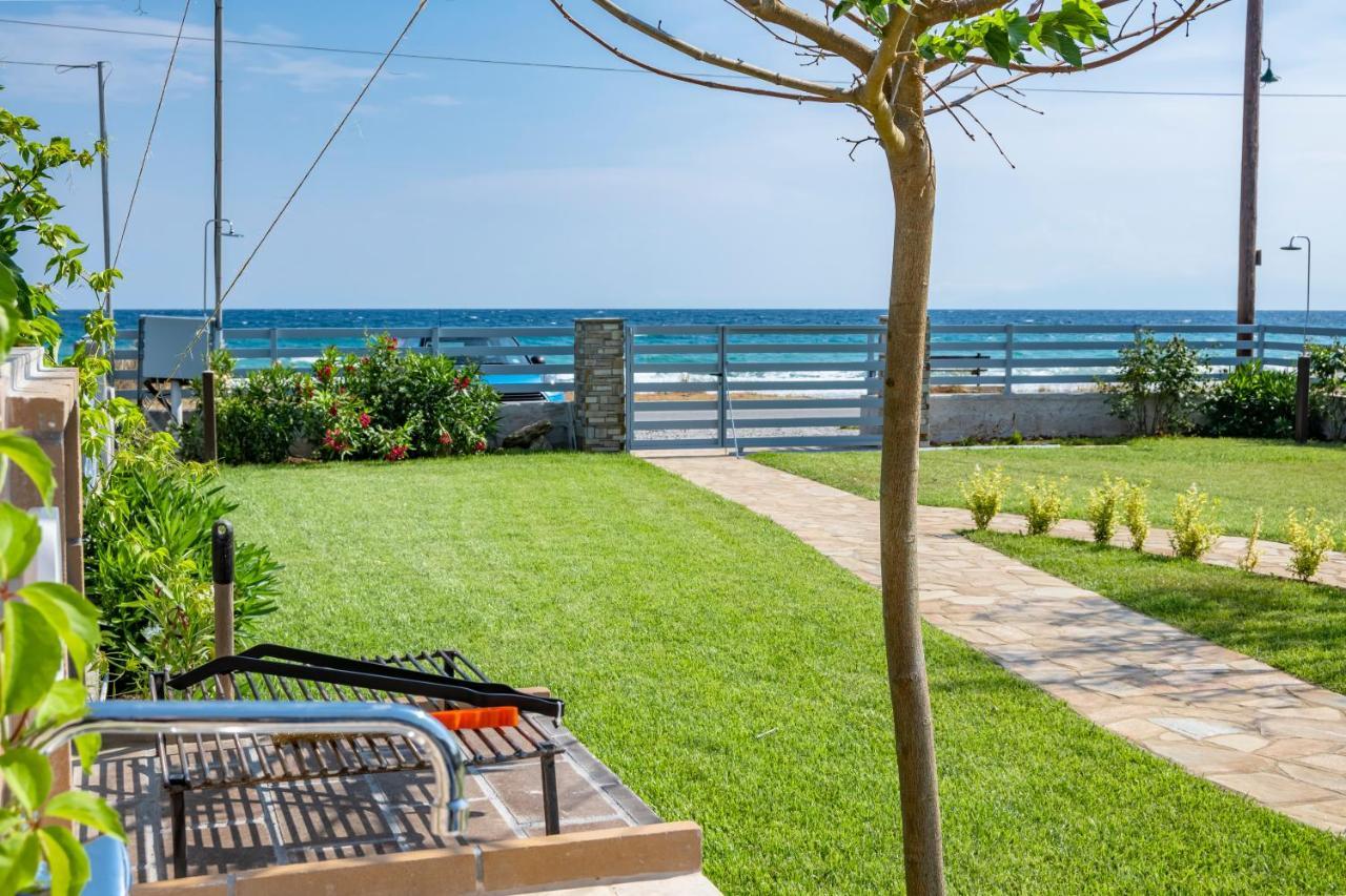 Azzurro Seafront Houses Nea Kallikrateia Екстериор снимка